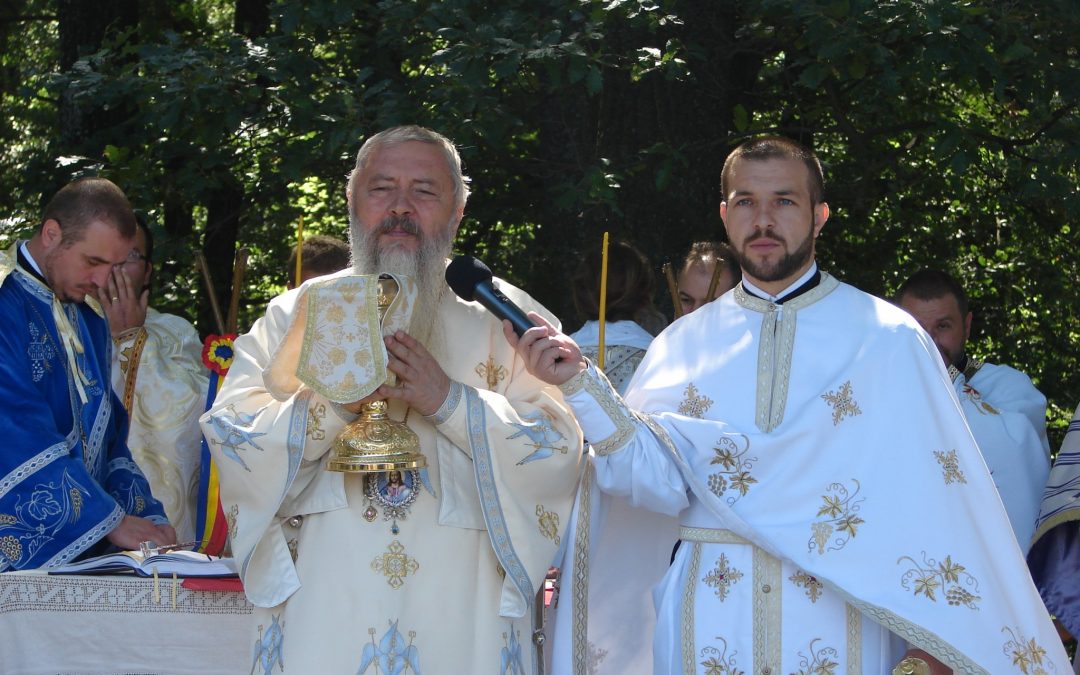 Mitropolitul Andrei, la hramul Mănăstirii din localitatea natală