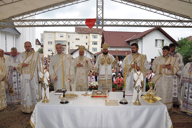 Târnosirea bisericii „Pogorârea Sfântului Duh” din Zalău