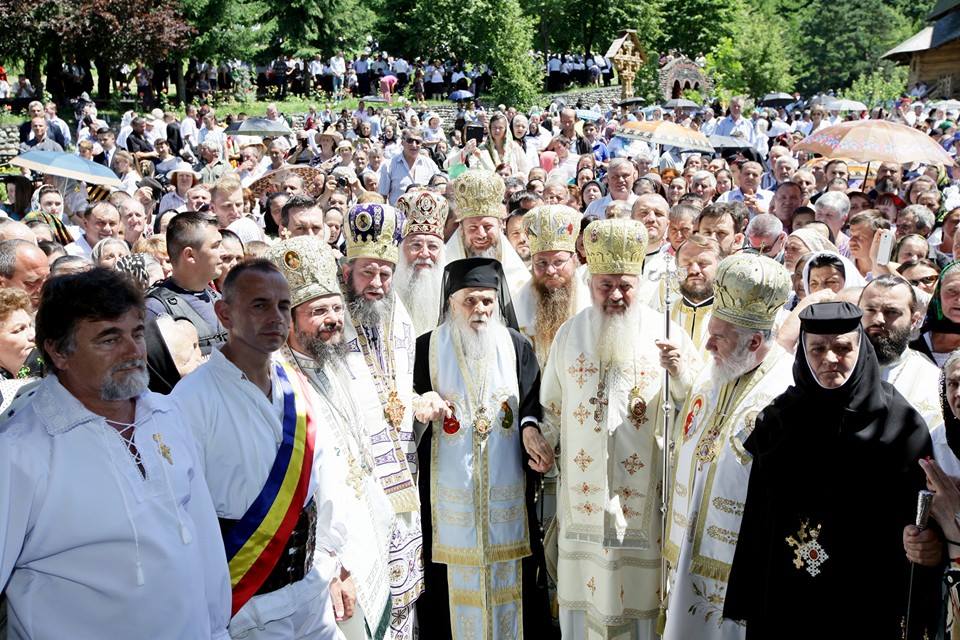 Hramul Mănăstirii Maramureșene Bârsana