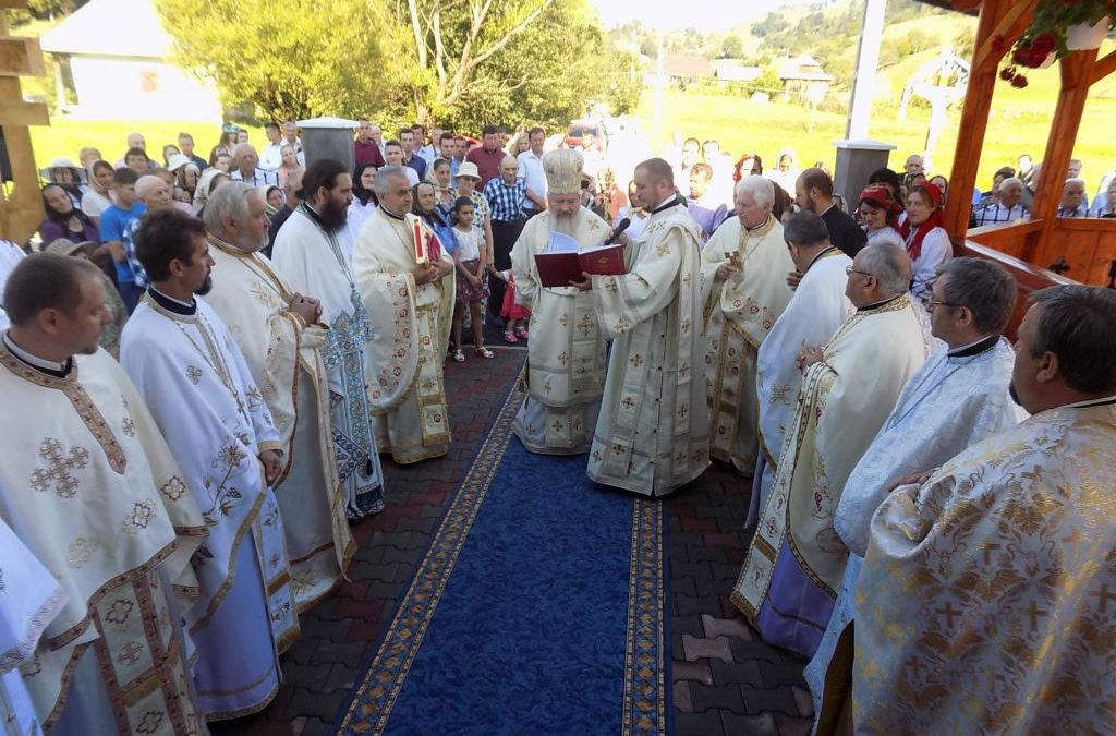 Mitropolitul Clujului, în Parohia bistrițeană Molișet