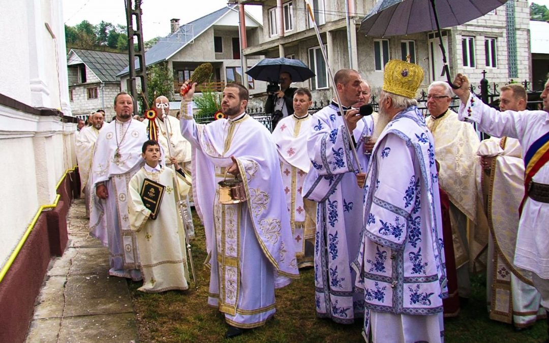 Resfințirea Bisericii din Coșbuc