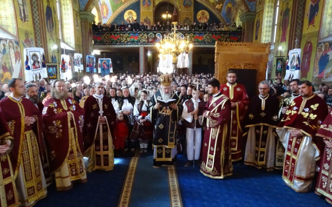 Zi de sărbătoare în Parohia Săcel, Maramureș