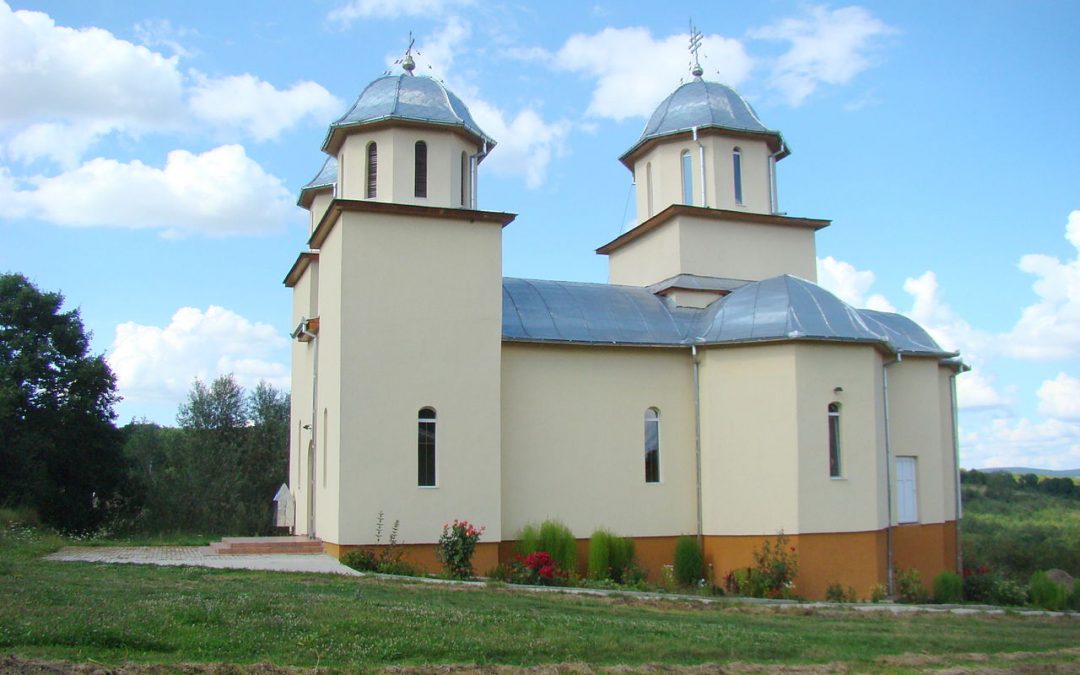 Biserica „Pogorârea Sfântului Duh” din Comșești a fost sfințită astăzi de ÎPS Părinte Andrei