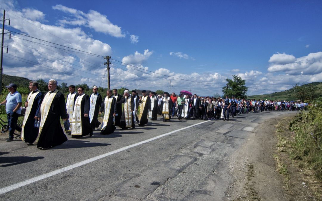 Procesiunea „La Nicula colo-n deal”, în ajunul sărbătorii Adormirea Maicii Domnului