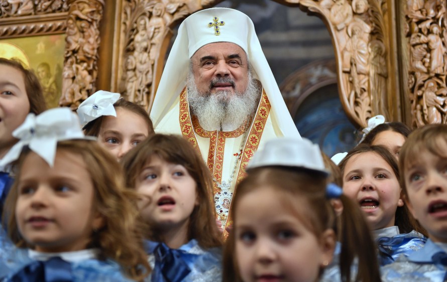 Lumina educaţiei – speranţă pentru viaţă