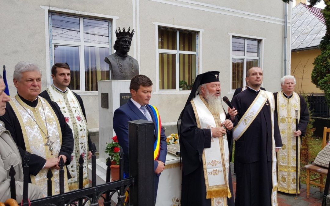 Mitropolitul Clujului a fost prezent la dezvelirea bustului Voievodului Petru Rareș, la Ciceu-Giurgești