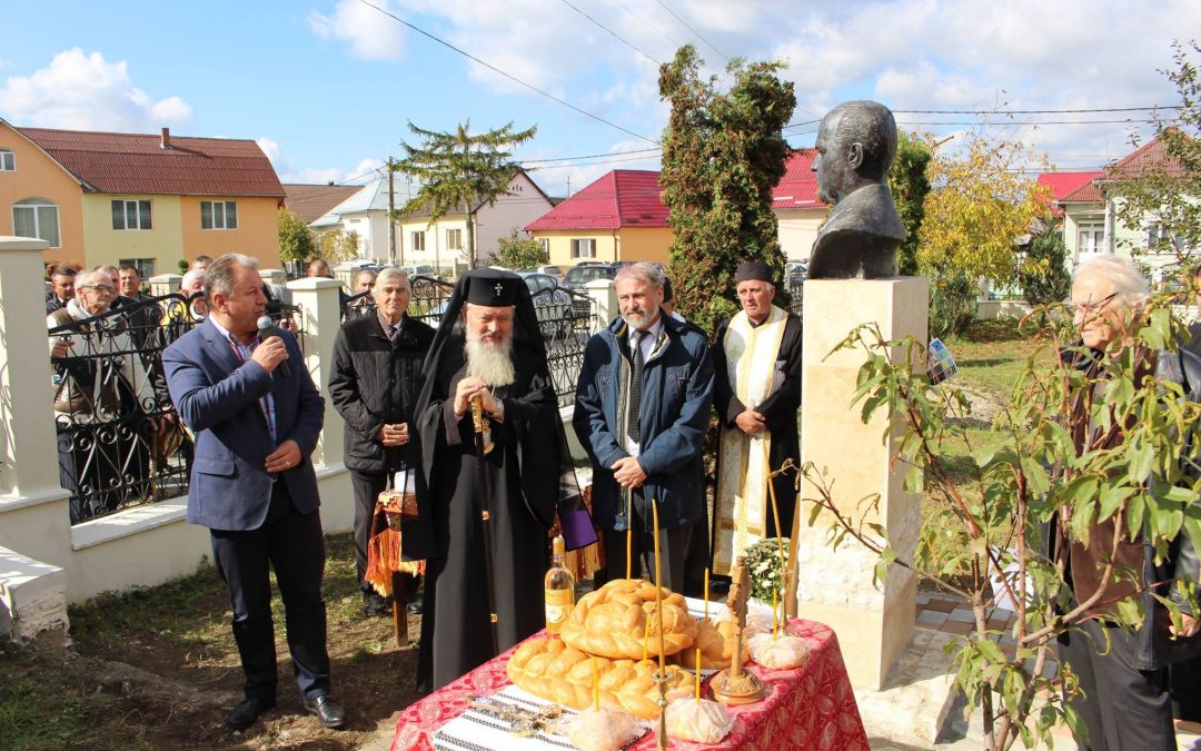 Înaltpreasfințitul Părinte Andrei a participat la dezvelirea bustului marelui scriitor și om de presă Vasile Rebreanu