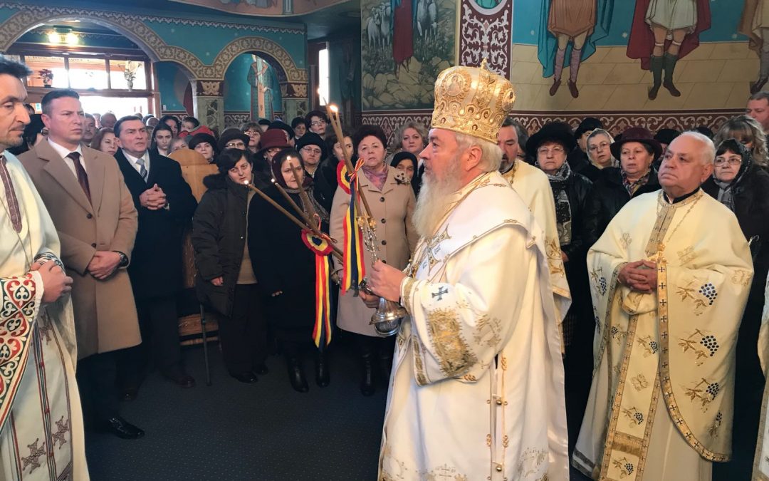 În a doua zi de Crăciun, ÎPS Andrei a oficiat Sfânta Liturghie la Bistrița