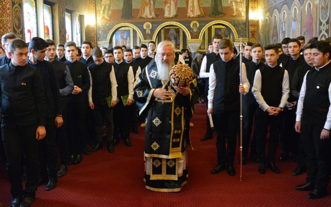 Liturghia Daurilor mai Înainte Sfințite oficită de ÎPS Andrei în Capela Seminarului Teologic din Cluj