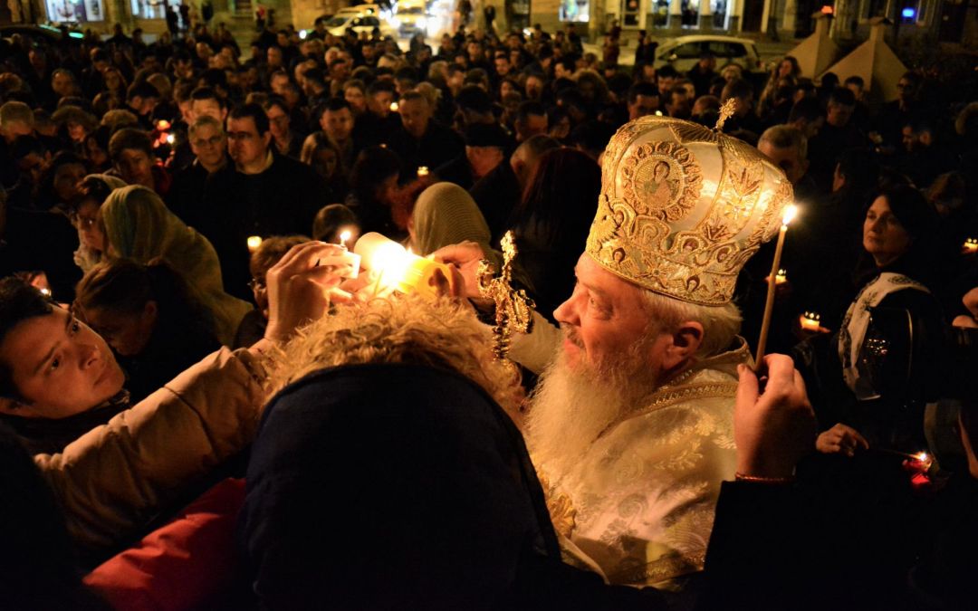 Veniți de luați lumină!