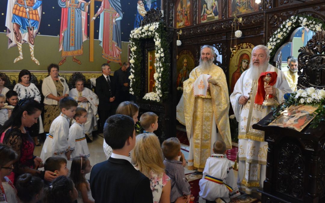 Biserica parohiei bistrițene Domnești, resfințită de Mitropolitul Clujului