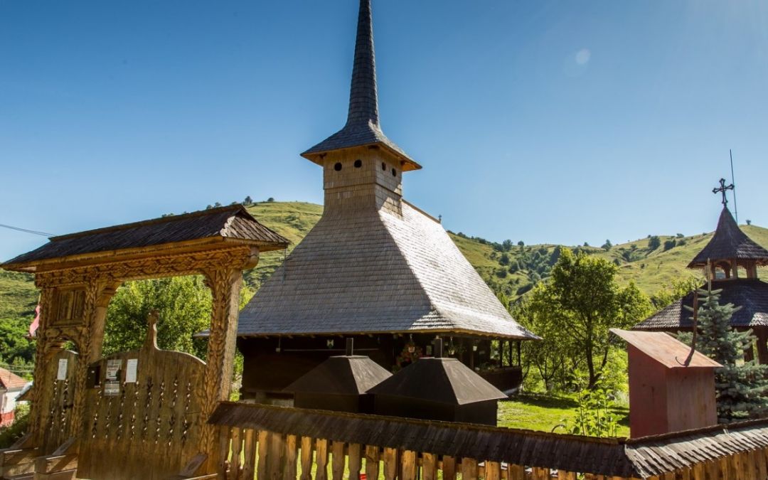 Biserica, monument istoric, din localitatea clujeană Tăuți, resfințită de Mitropolitul Clujului