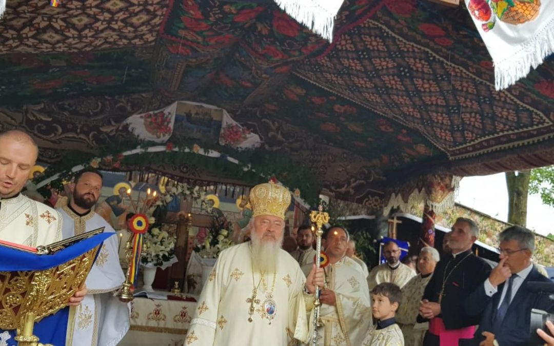 Cea mai veche biserică ortodoxă din Beclean a fost resfințită de Mitropolitul Clujului