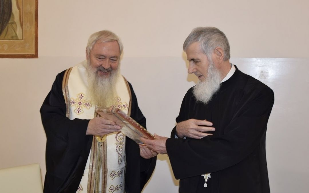 Lipsa de răutate, blândețea și bunătatea Preasfințitului Vasile sunt proverbiale: Mesajul Mitropolitului Andrei la aniversarea Episcopului-Vicar Vasile Someşanul