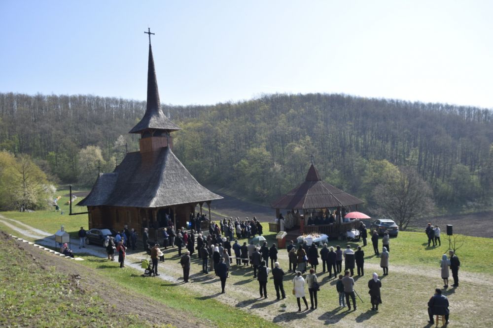 Mitropolitul Clujului, la hramul Mănăstirii Cristorel