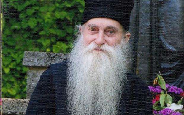 Cateheză (V) – Părintele Arsenie Papacioc, omul iubirii (7 august)