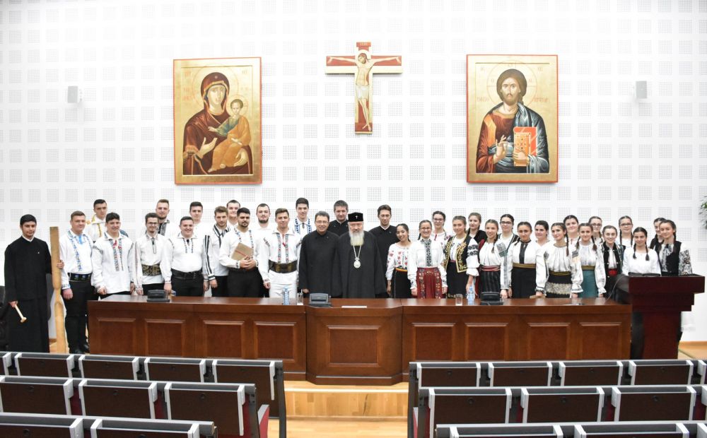 Seară cultural-artistică dedicată sărbătorilor de iarnă, la Facultatea de Teologie Ortodoxă din Cluj-Napoca