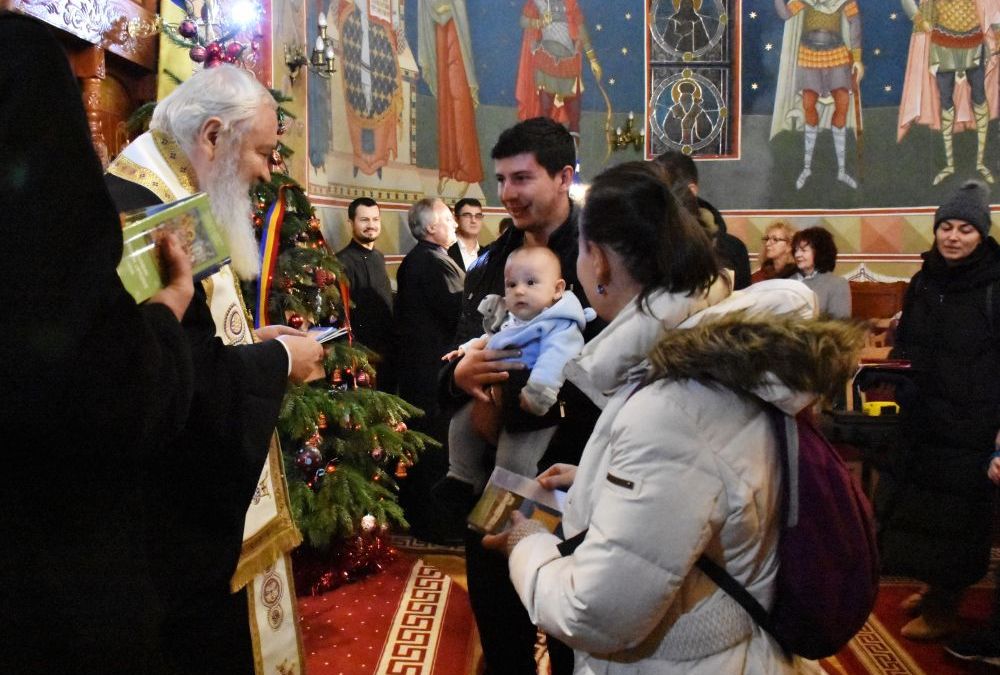 Mitropolitul Andrei s-a întâlnit cu tinerele familii care s-au cununat religios în anul 2019, la bisericile din Cluj-Napoca