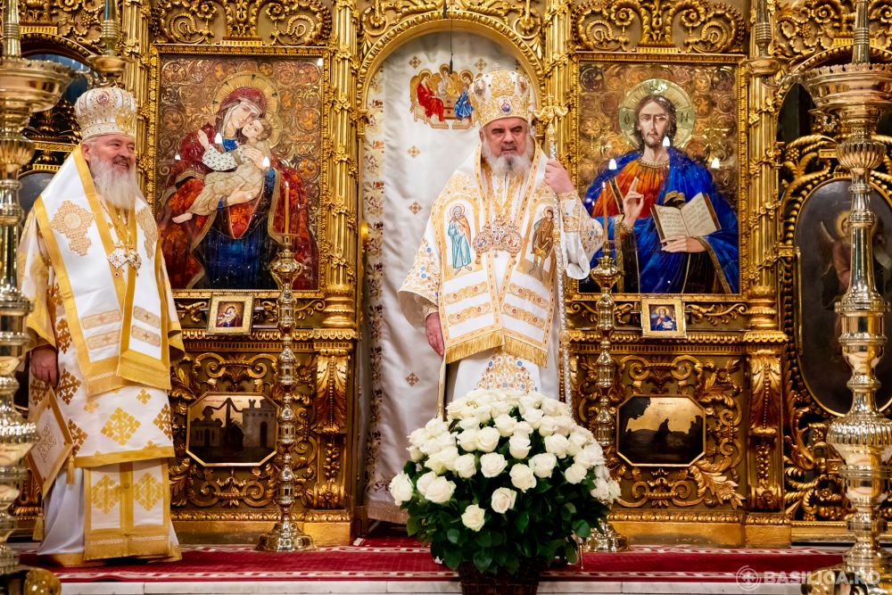 Preafericitul Părinte Daniel, felicitat de Sf. Sinod. Mitropolitul Andrei: „Patriarh puternic pentru vremuri dificile”