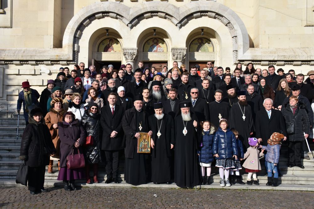 Prima zi a Anului Nou, la Catedrala Mitropolitană din Cluj | Aniversarea Episcopului-Vicar Vasile Someșanul