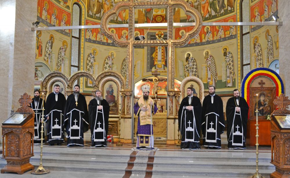 PS Benedict Bistrițeanul a oficiat Liturghia Darurilor la mănăstirea sa de metanie