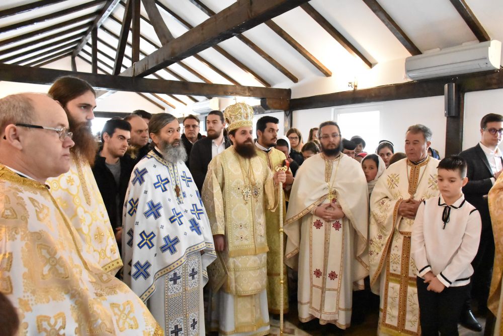Hramul Mănăstirii „Sfinții 40 de Mucenici” – Memorialul Gherla, sărbătorit în prezența Episcopului-vicar Benedict Bistrițeanul
