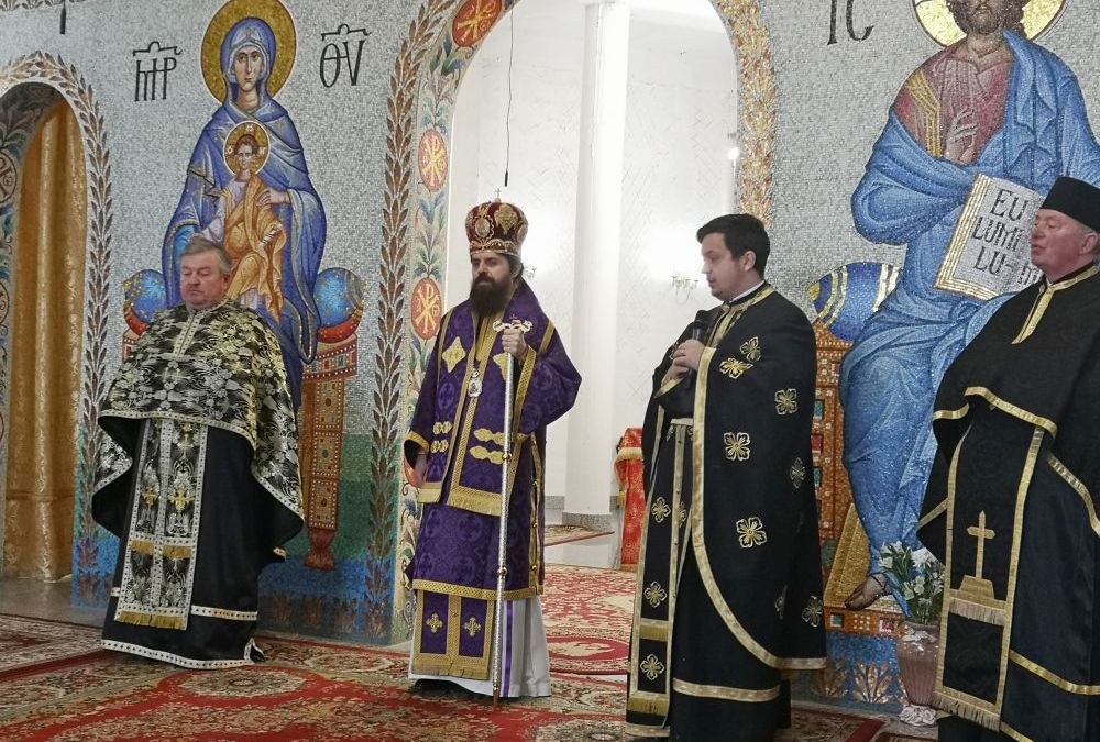 Liturghia Darurilor mai înainte sfințite, la Parohia „Sfinții Apostoli Petru și Pavel” din cartierul clujean Mănăștur