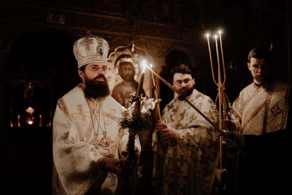 PS Benedict Bistrițeanul a oficiat slujba Învierii Domnului și Sfânta Liturghie pascală, la Seminarul Teologic Ortodox din Cluj-Napoca