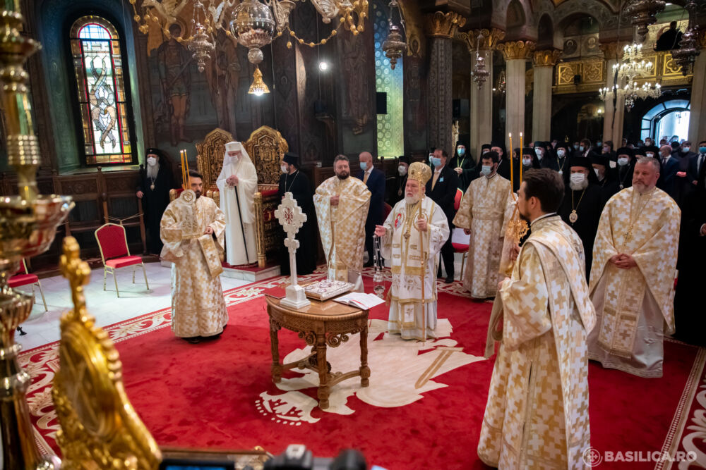 Patriarhul României, la 13 ani de la întronizare: Să mulţumim permanent lui Dumnezeu, pentru că trăim permanent din milostivirea Lui