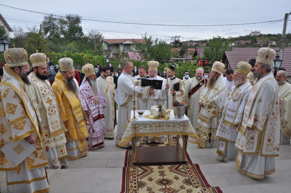 Sfințirea bisericii cu hramurile „Sfântul Apostol Toma” și „Sfântul Ierarh Nicolae” din Zalău