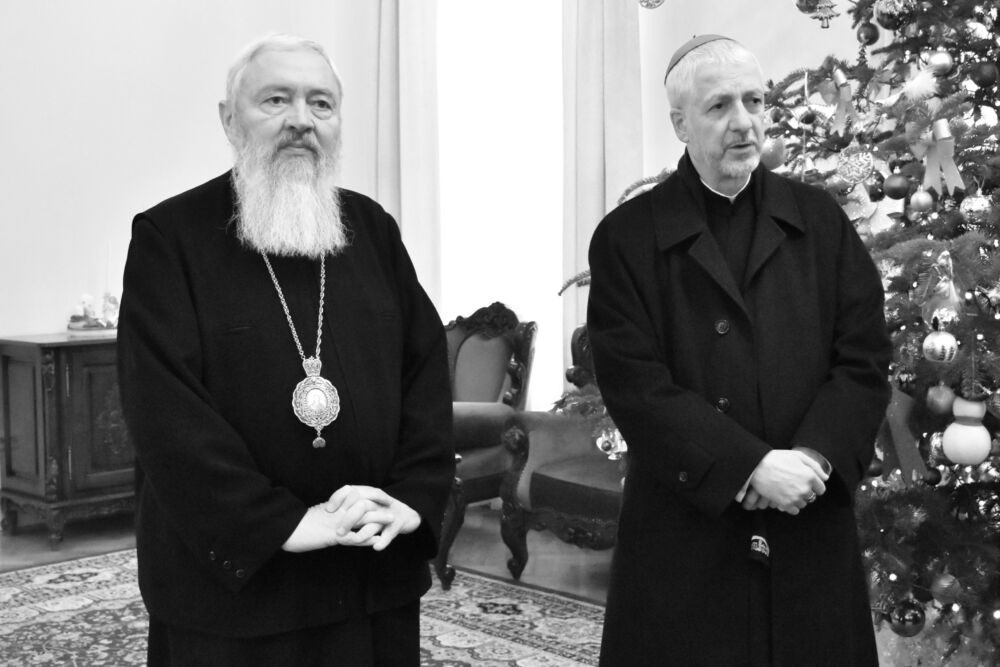 Mesajul Mitropolitului Andrei la trecerea în veșnicie a Episcopului greco-catolic Florentin Crihălmeanu