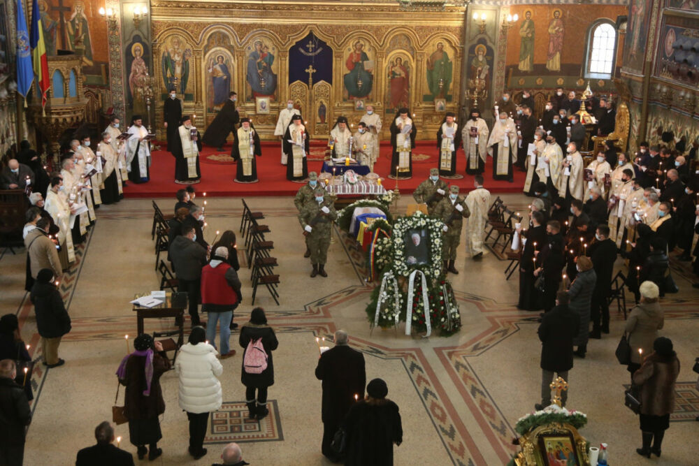 Mitropolitul Andrei a participat la înmormântarea Părintelui Academician Mircea Păcurariu