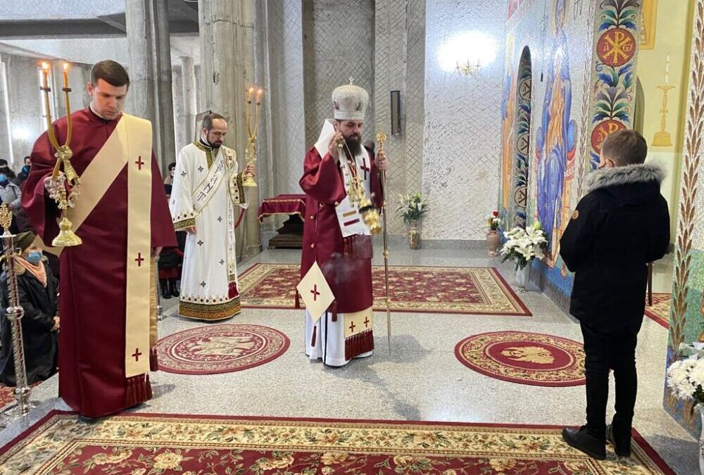 Episcopul-vicar Benedict Bistrițeanul şi-a sărbătorit ziua onomastică prin rugăciune