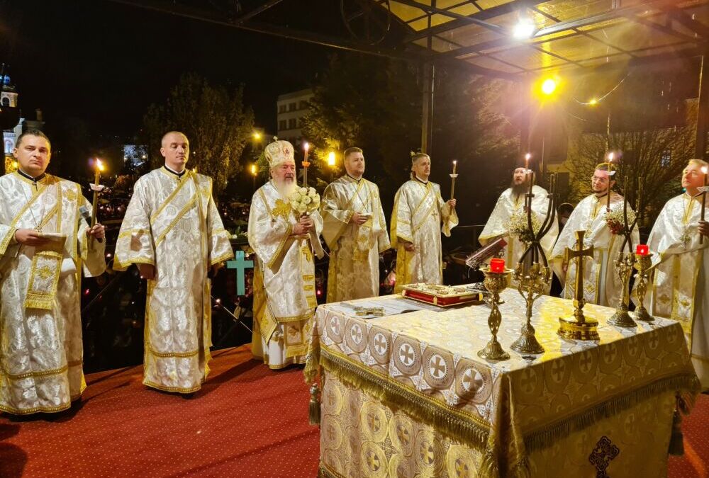 Slujba din Noaptea de Înviere, la Catedrala Mitropolitană din Cluj-Napoca
