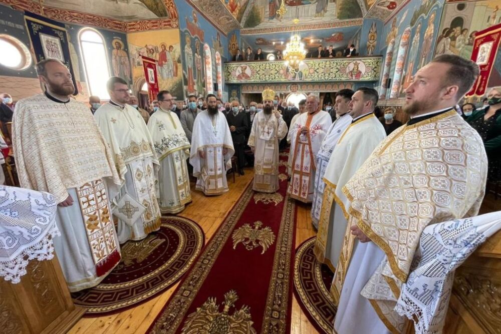 Biserica Parohiei Iclod, binecuvântată de Preasfințitul Părinte Benedict Bistrițeanul