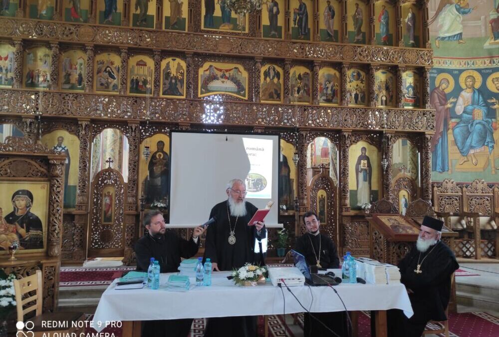 Conferință preoțească de primăvară în Protopopiatul Huedin | Istoricul Nicolae Șteiu a primit Crucea Transilvană