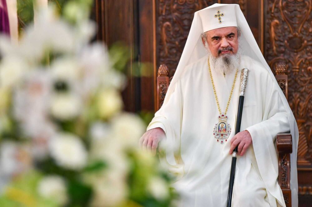 Patriarhul României a împlinit 70 de ani