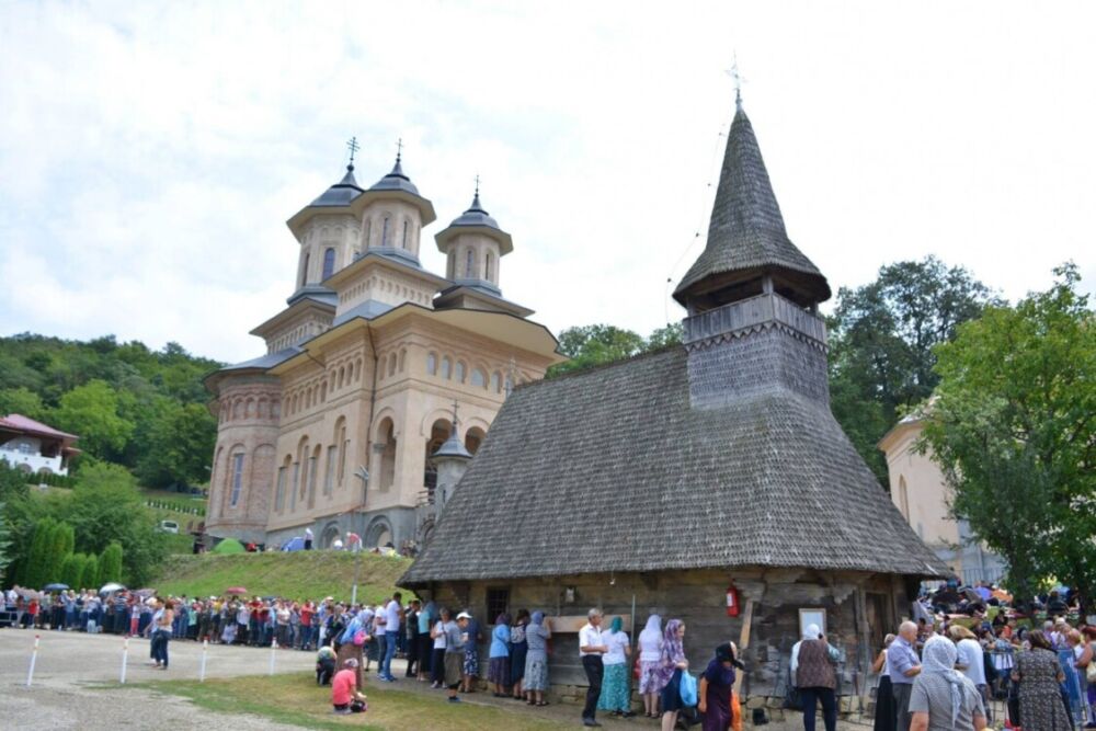 Hramul Mânăstirii Nicula – 13-15 august 2021