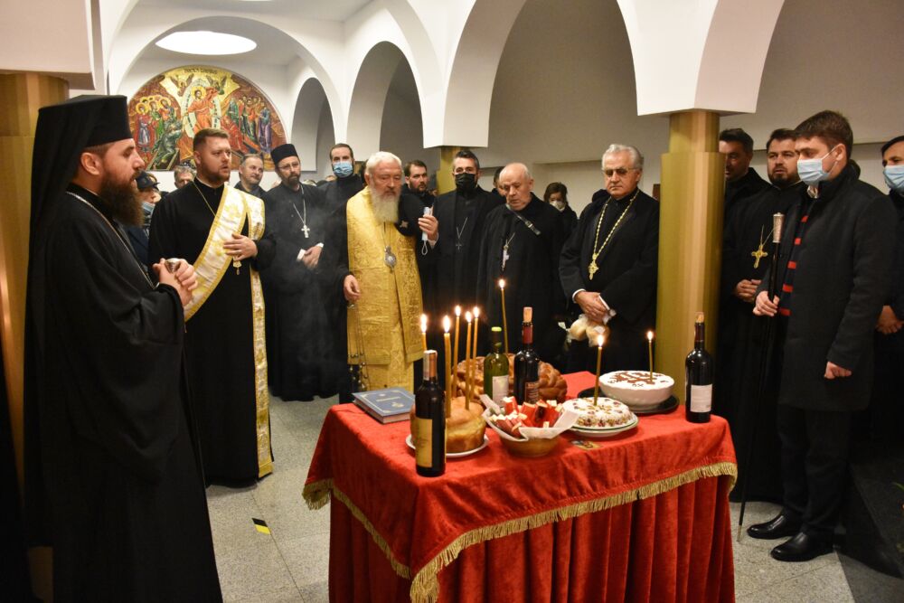 Parastas de 40 de zile pentru Episcopul Vasile Flueraș, la Catedrala Mitropolitană din Cluj-Napoca
