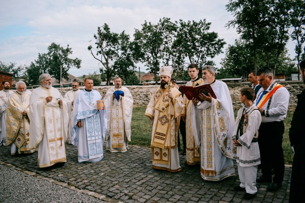 PS Benedict a resfințit Biserica „Sf. M. Mc. Dimitrie” din Dipșa, monument istoric de secol XV