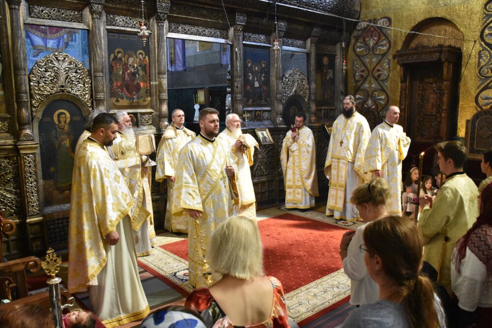 Liturghie arhierească la Catedrala Mitropolitană | Duminica a 7-a după Paști