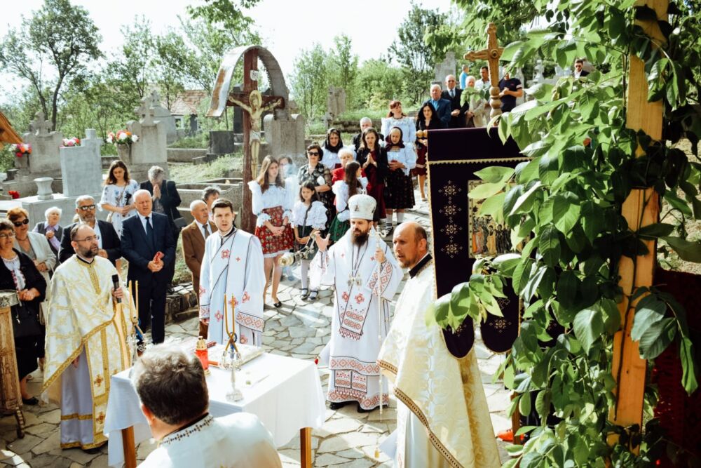 Resfințirea Bisericii „Intrarea în Biserică a Maicii Domnului” din Cojocna, monument istoric de secol XVIII