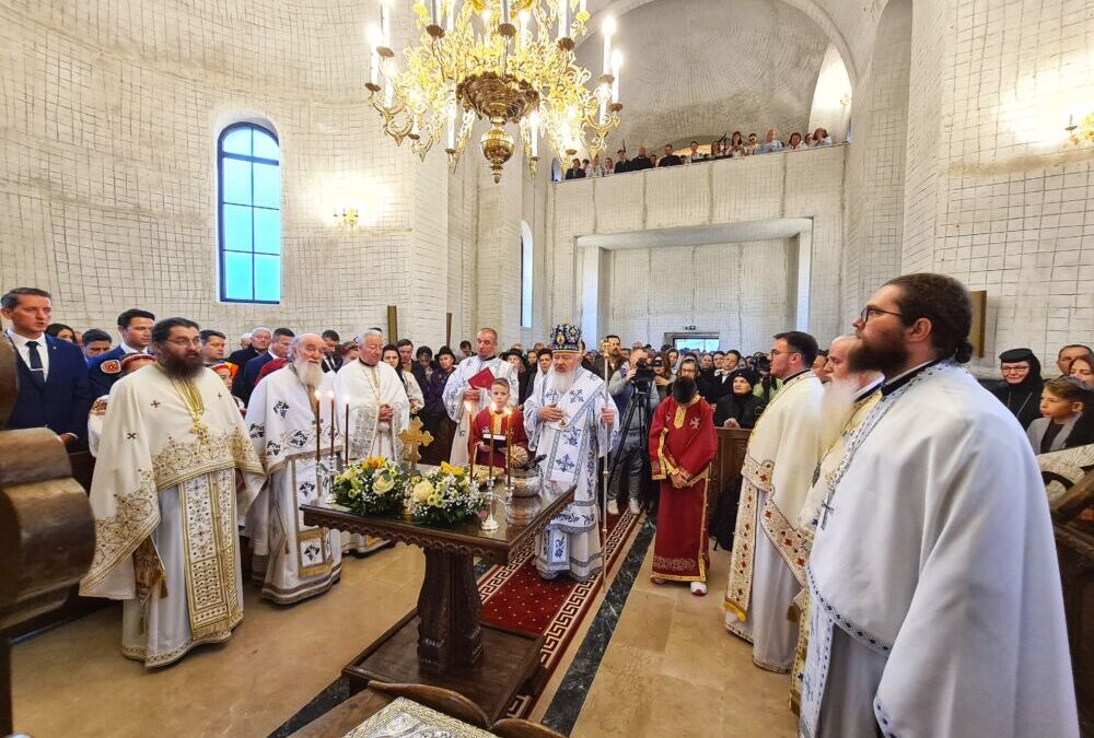 Binecuvântarea lucrărilor și prima Sfântă Liturghie în Biserica „Sf. M. Mc. Gheorghe” din Sîngeorz-Băi