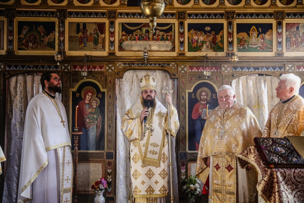 În a treia zi de Crăciun, Episcopul-vicar Benedict Bistrițeanul a slujit în ținutul natal