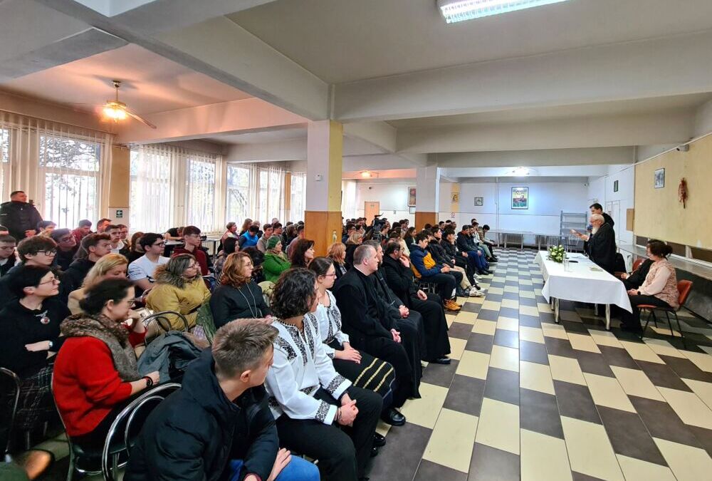Mitropolitul Andrei i-a vizitat pe elevii și profesorii Liceului de Informatică „Tiberiu Popoviciu” din Cluj-Napoca