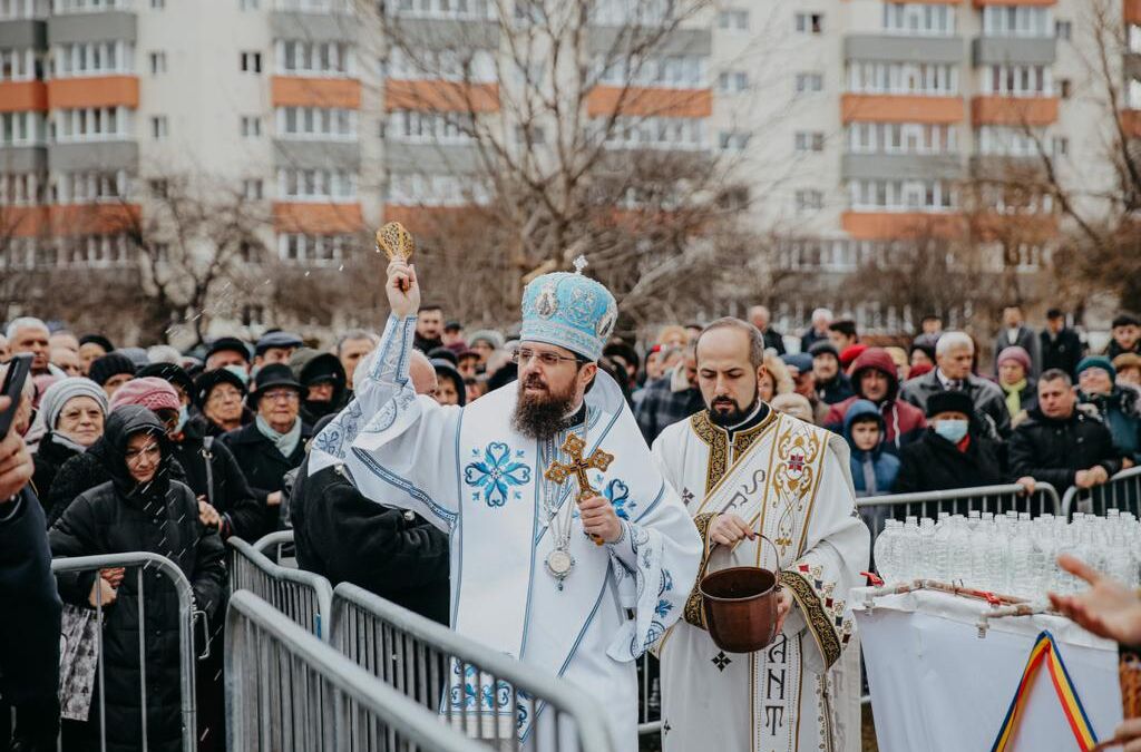 PS Benedict a slujit de Bobotează la Biserica „Sf. Ap. Petru și Pavel” din cartierul clujean Mănăștur