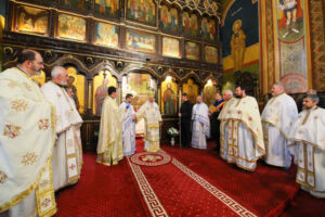 Binecuvântare arhierească la Catedrala Ortodoxă din Turda