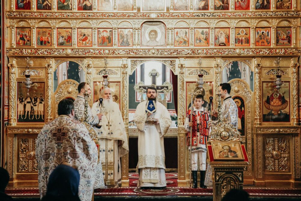 Slujire arhierească la Mănăstirea Salva, în Duminica întâi din Post (a Ortodoxiei)