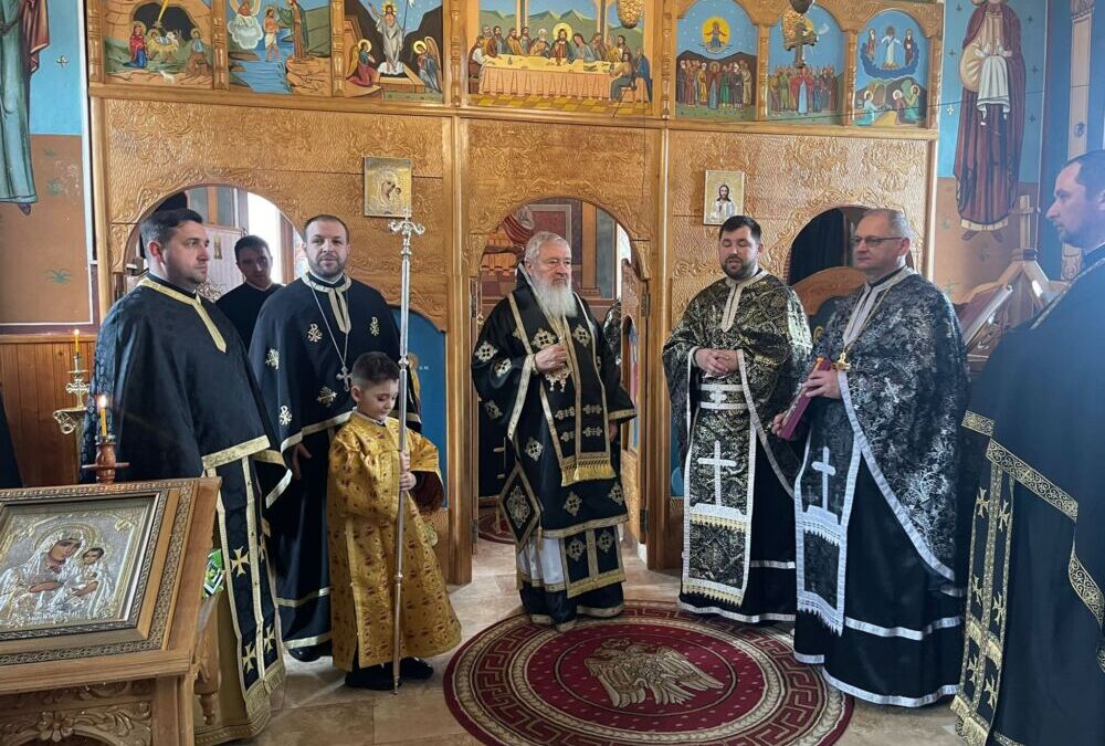 Liturghia Darurilor mai înainte sfințite la Biserica „Sfânta Treime” din Unguraș