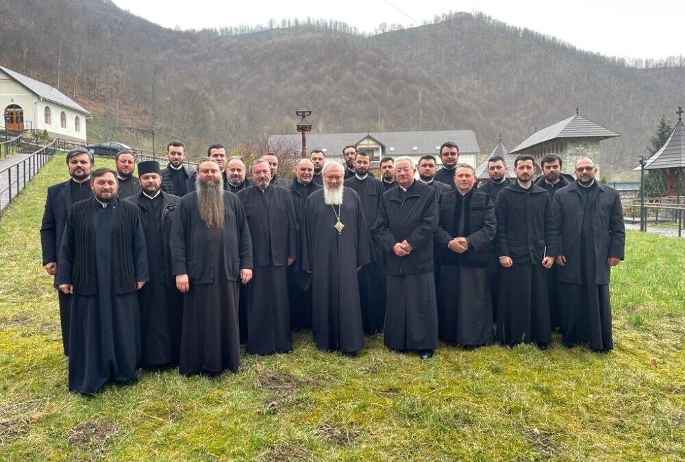 Mitropolitul Andrei a deschis Cursurile de îndrumare duhovnicească la Mănăstirea Rebra-Parva